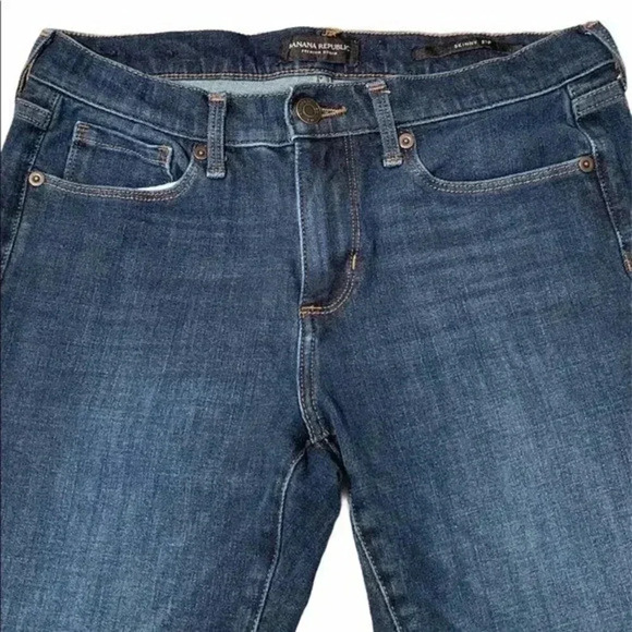 Banana Republic Premium Denim Skinny Medium Wash - Picture 7 of 11